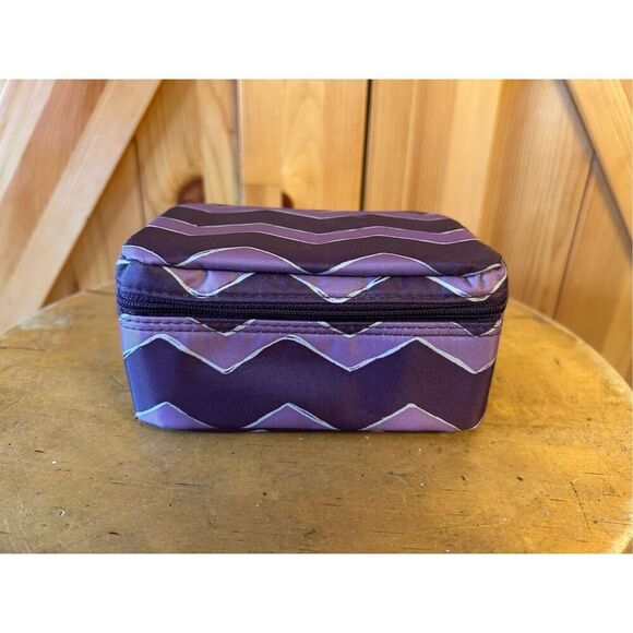 Thirty-One Purple Zigzag Cosmetic Bag - Picture 1 of 7